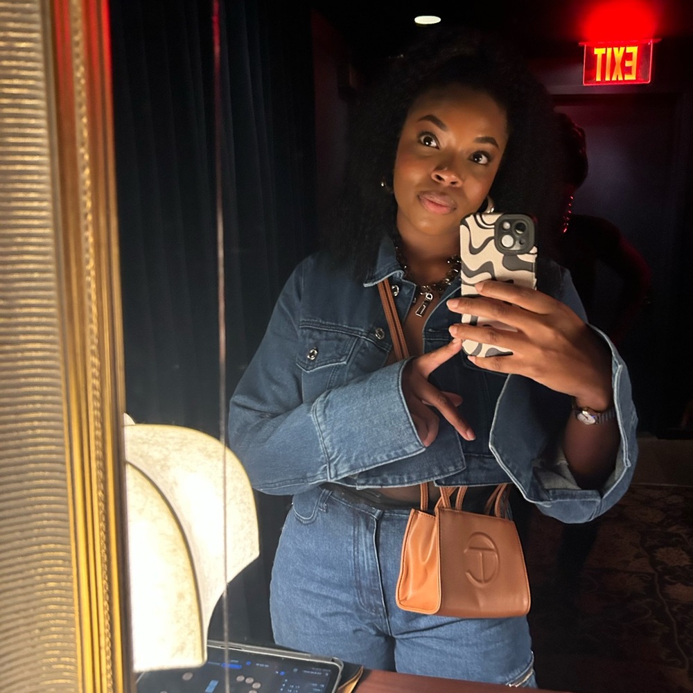 Meet your Posher, Imani